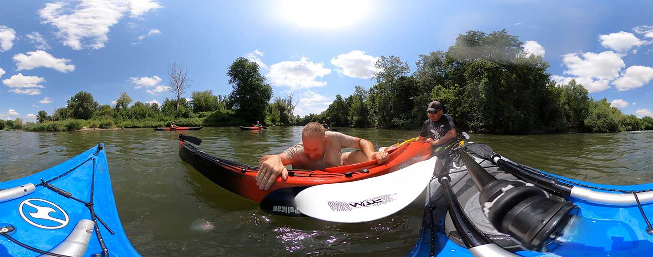 Tengeri kajakos felkészítő oktatás a dunán